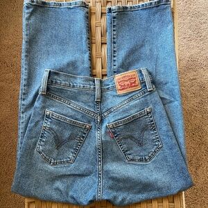 Levi's Women's Ribcage Straight Ankle Jeans